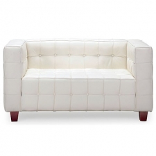 Bailee Loveseat